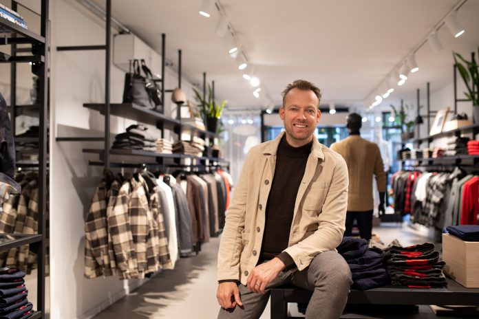 Arjan Steendam, eigenaar van kledingwinkel Steendam Herenmode Delft