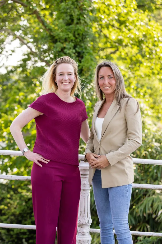 Larissa Bentvelzen & Maaike Zwart